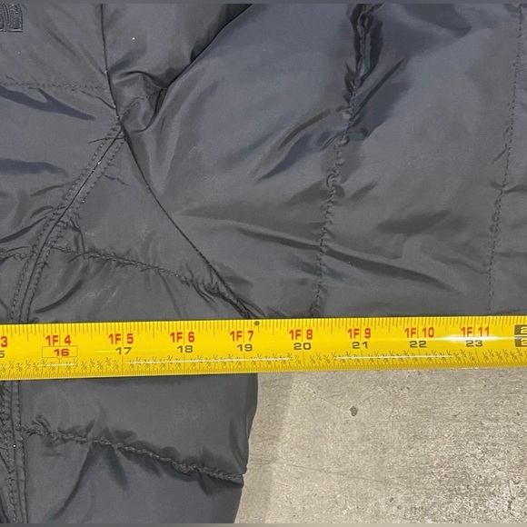 The North Face 600 Down Jacket Women’s Medium Black Puffer Hooded Winter Coat - Picture 7 of 7